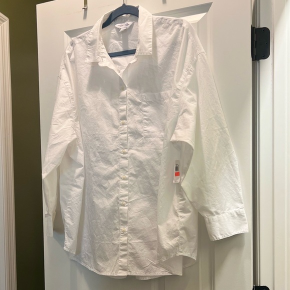 3/$19 NWT Old Navy boyfriend shirt - Picture 3 of 11